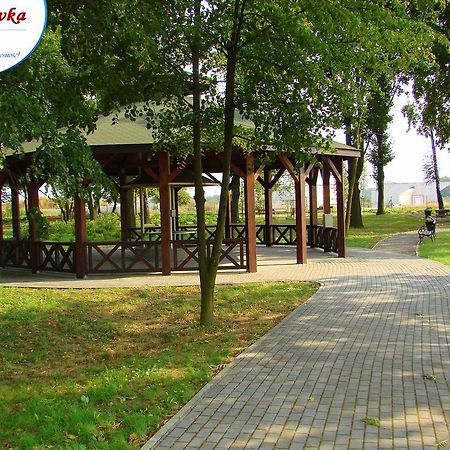 Pokoje Goscinne W Centrum Kultury Wsi Polskiej Wierzchoslawice Dış mekan fotoğraf